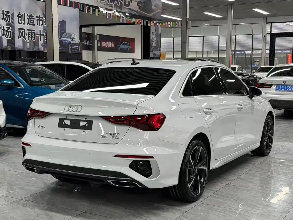 Audi A3 2022 из CN, фото 10