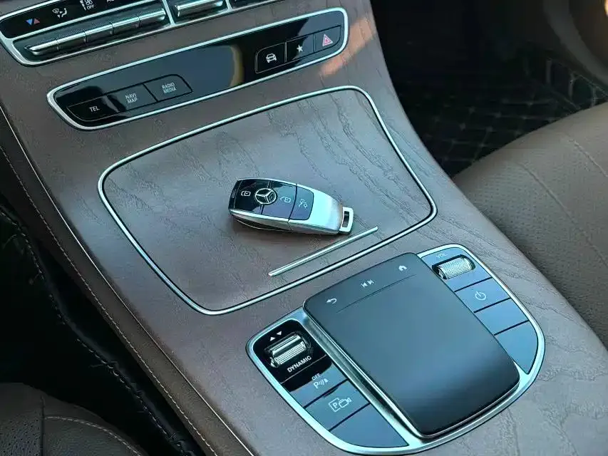 Mercedes-Benz E-Class New Energy 2023 из CN, фото 6