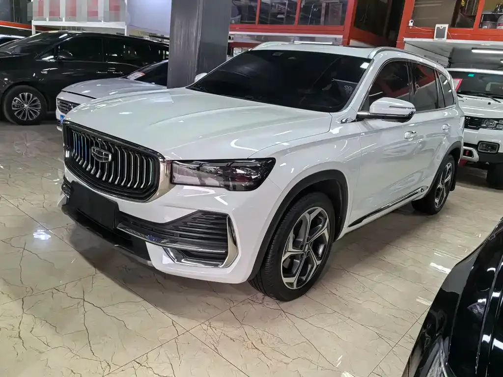 Geely Xingyue L — фото 1