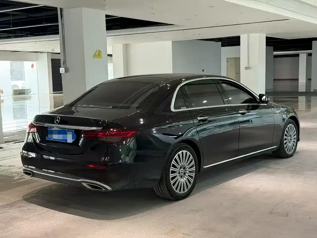 Mercedes-Benz E-Class 2022 из CN, фото 3