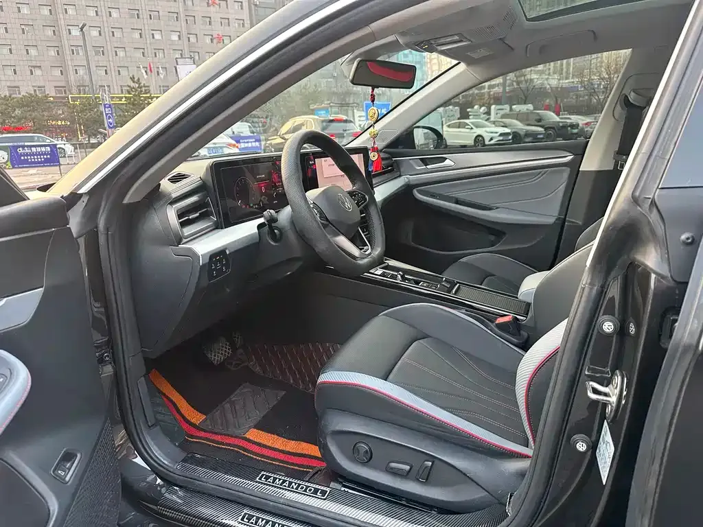 Volkswagen Lamando 2023 из CN, фото 5