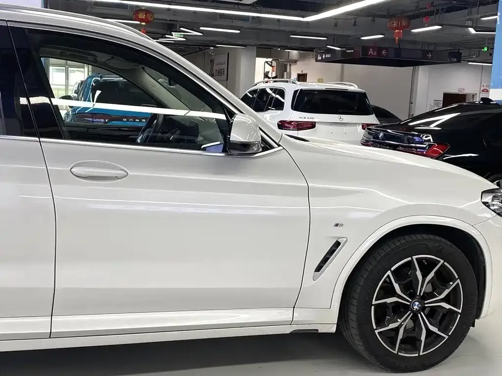 BMW X3 2024 из CN, фото 2