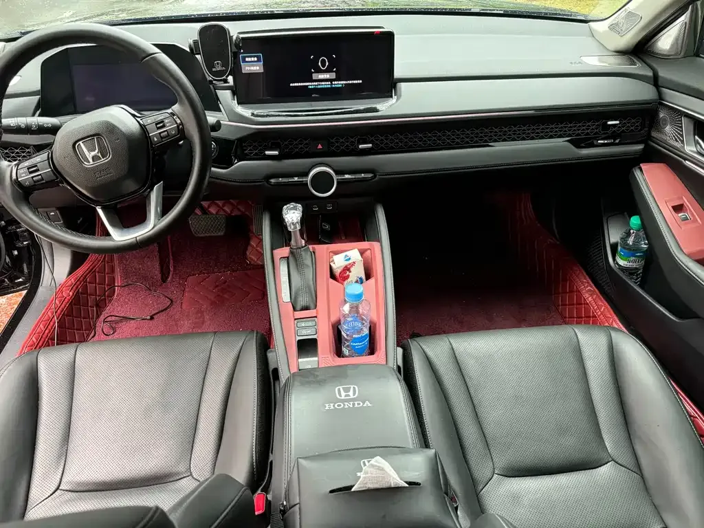 Honda Accord — фото 3