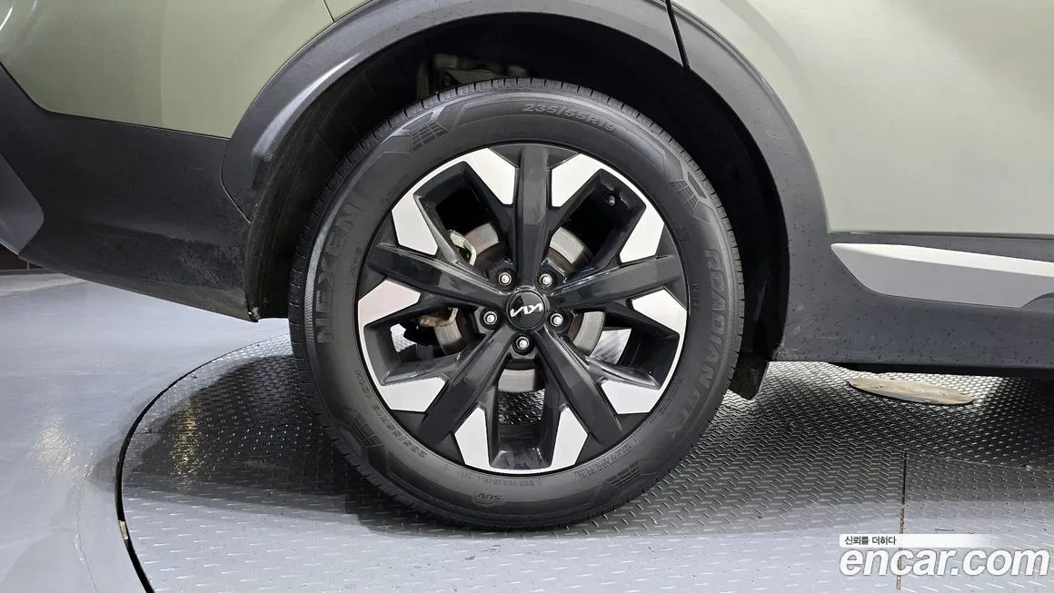 Kia Sportage — фото 9