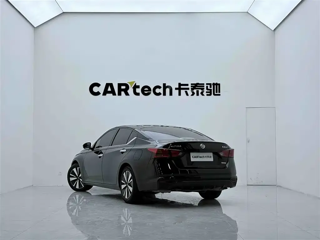 Nissan Teana — фото 7