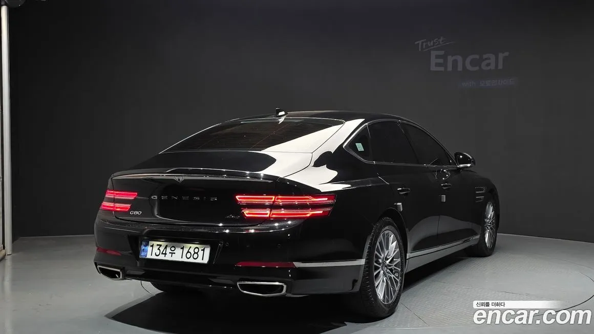 Genesis G80 — фото 10