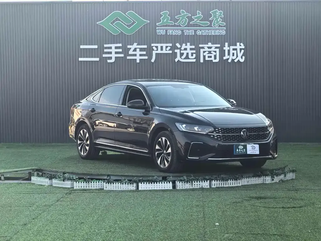 Volkswagen Passat — фото 4
