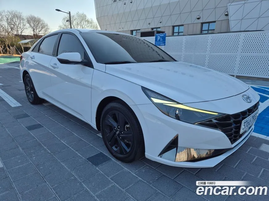 Hyundai AVANTE — фото 8