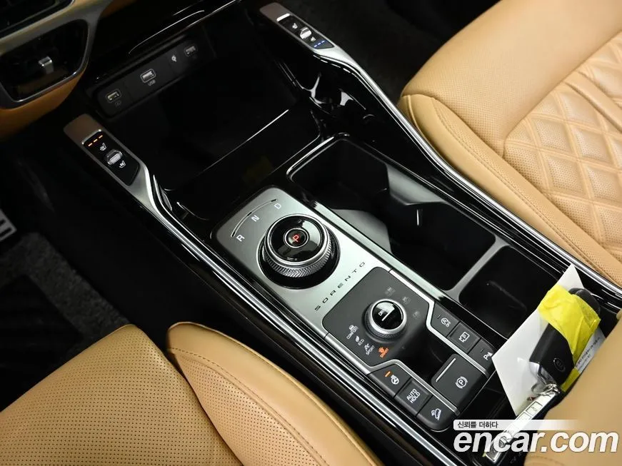 Kia Sorento — фото 6