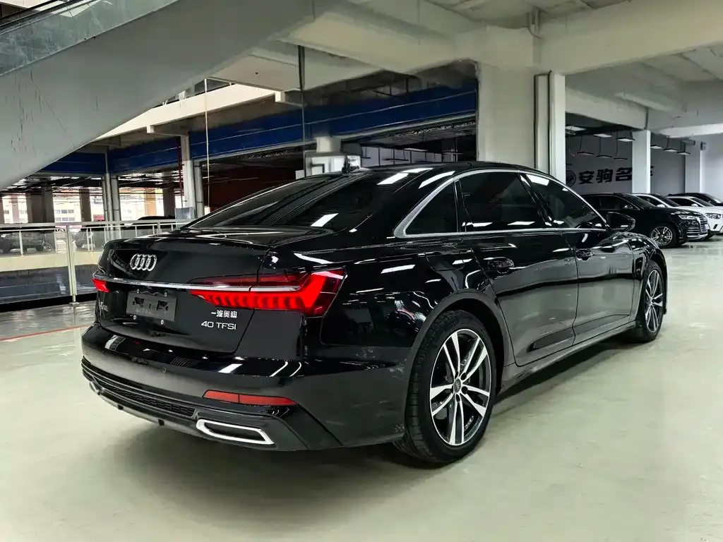 Audi A6L — фото 7