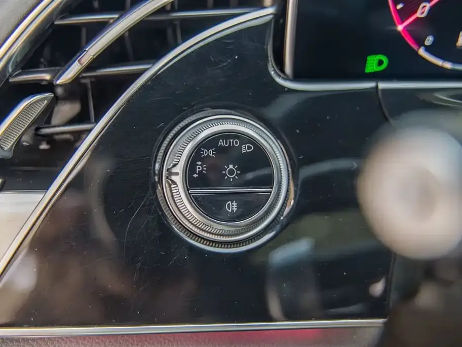 Mercedes-Benz E-Class New Energy — фото 4