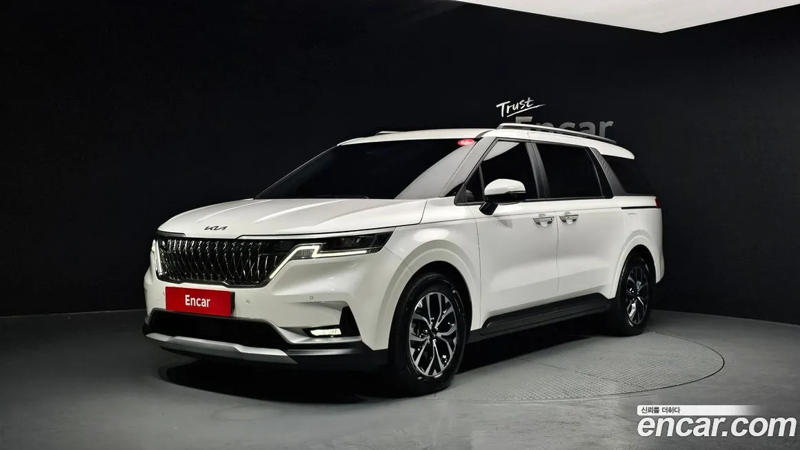 Kia Carnival 2023 из KR, фото 1