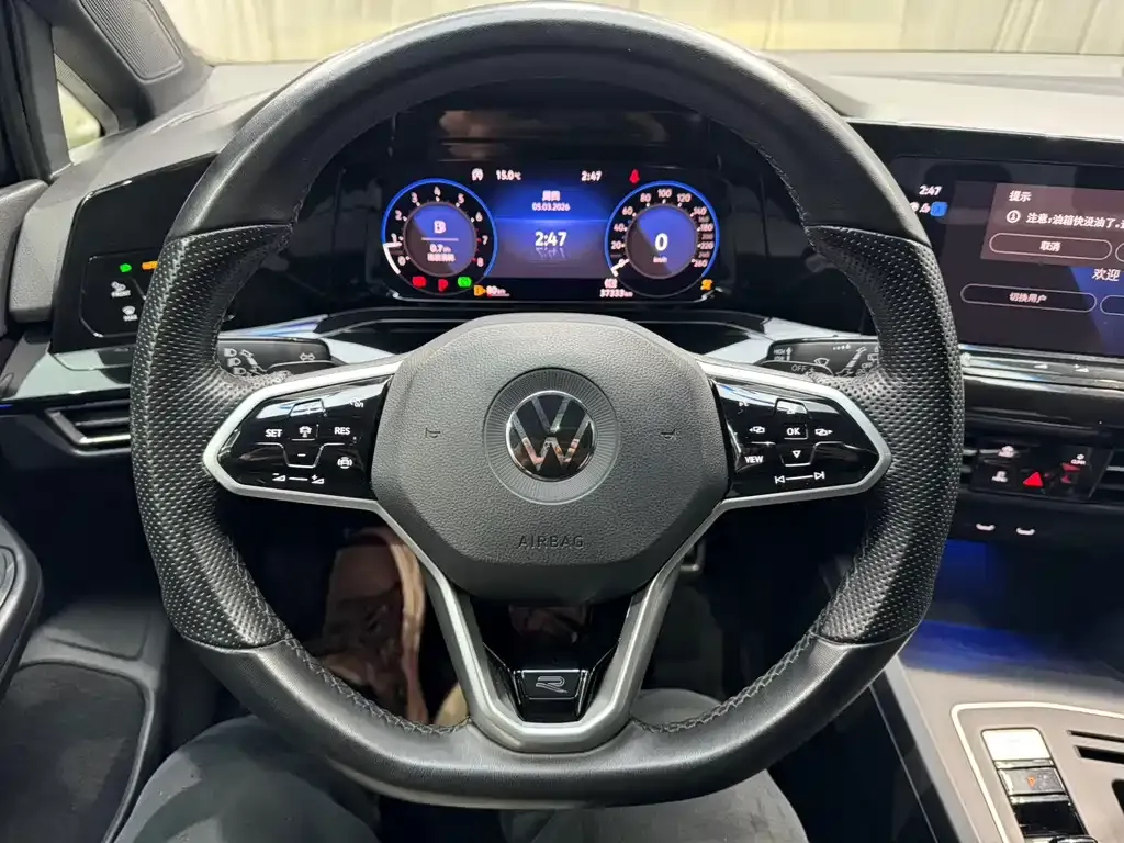 Volkswagen Golf 2022 из CN, фото 5