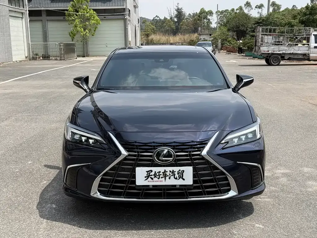 Lexus ES 2025 из CN, фото 4