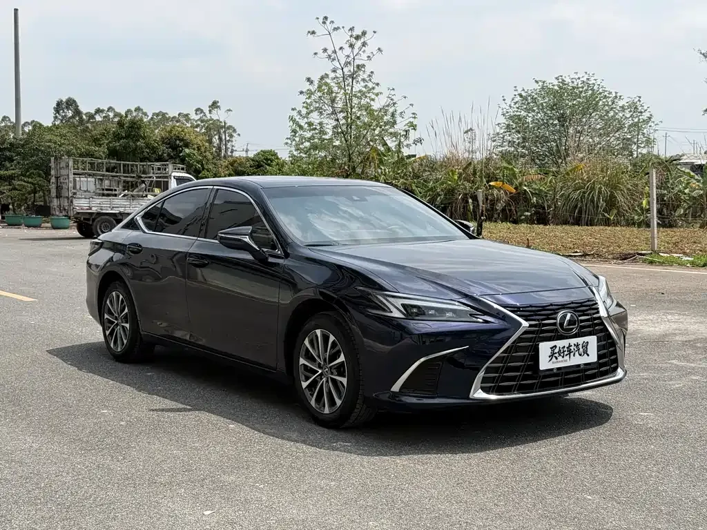 Lexus ES 2025 из CN, фото 9