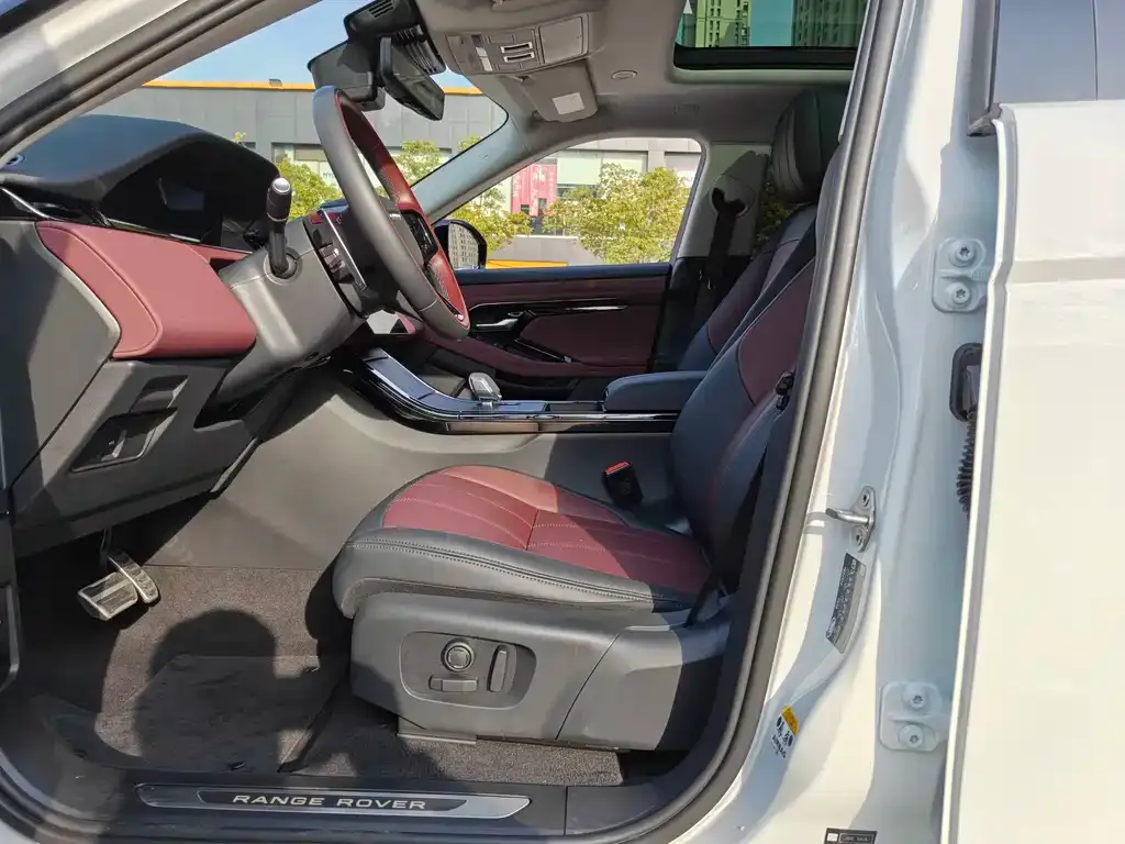 Land Rover Evoque — фото 10