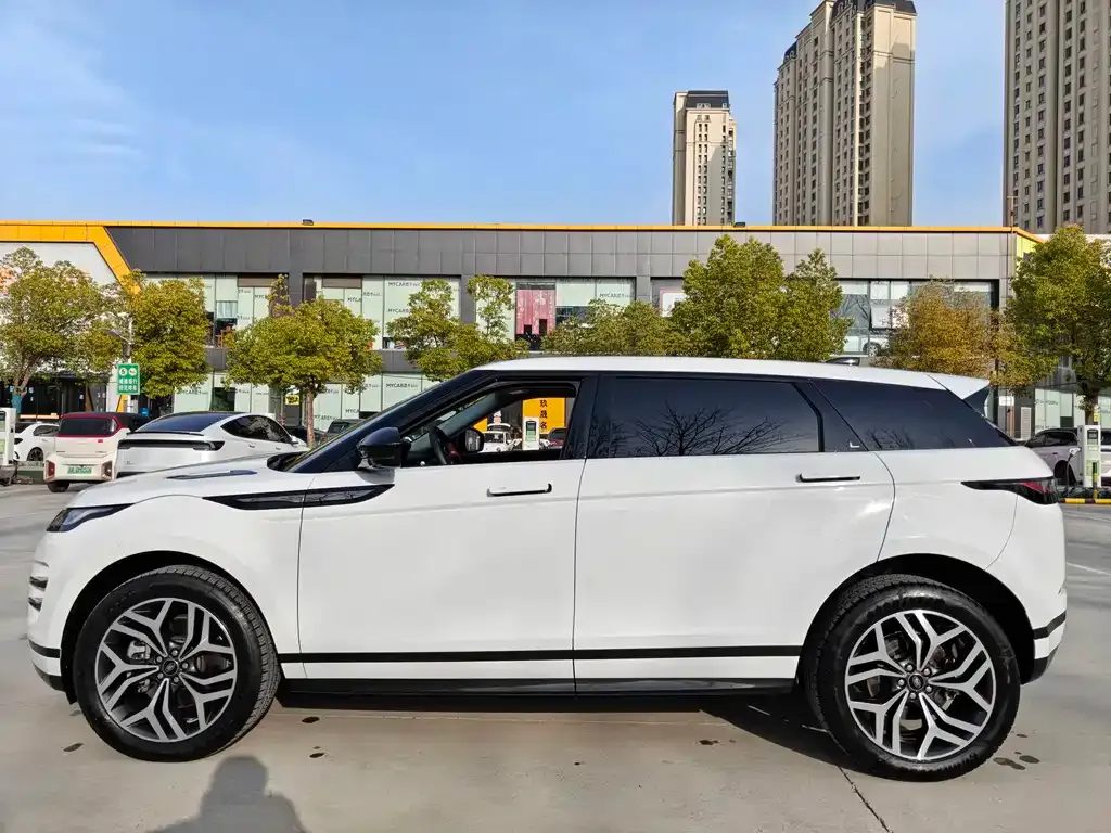 Land Rover Evoque — фото 7