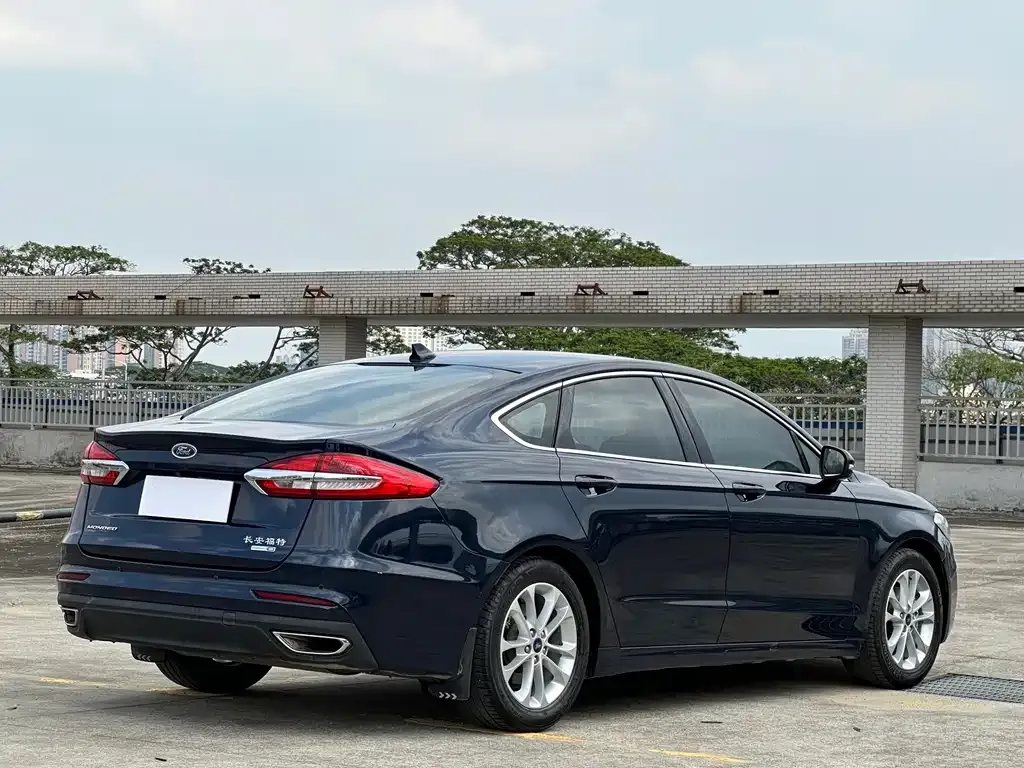 Ford Mondeo 2022 из CN, фото 9