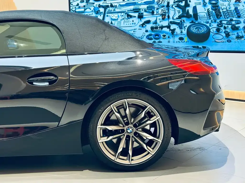 BMW Z4 — фото 4