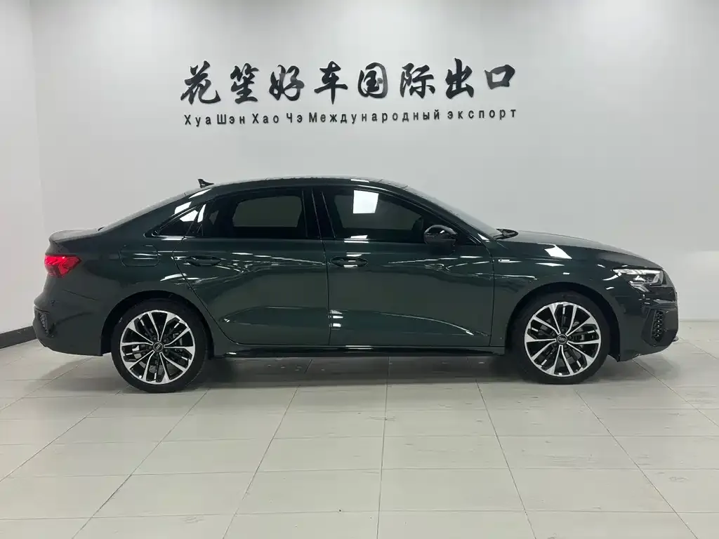 Audi A3 2023 из CN, фото 9
