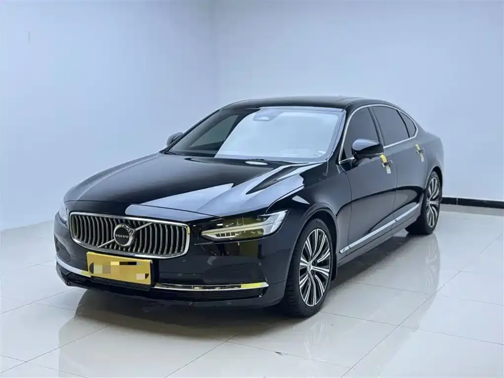 Volvo S90 2023 из CN, фото 1