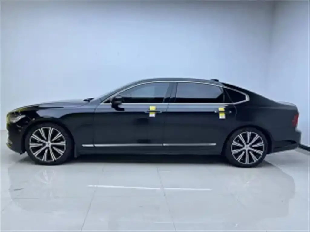 Volvo S90 2023 из CN, фото 4