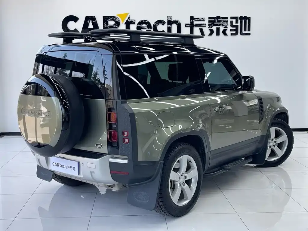 Land Rover Defender 2023 из CN, фото 4