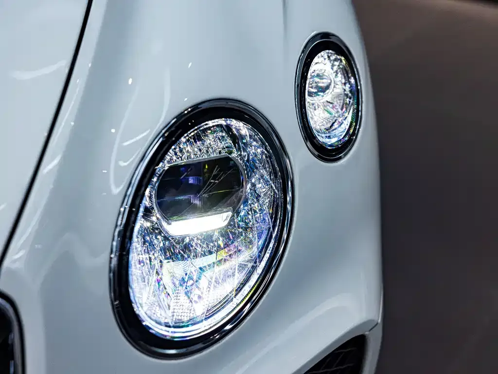 Bentley Continental 2025 из CN, фото 5
