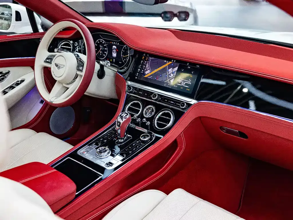 Bentley Continental 2025 из CN, фото 6