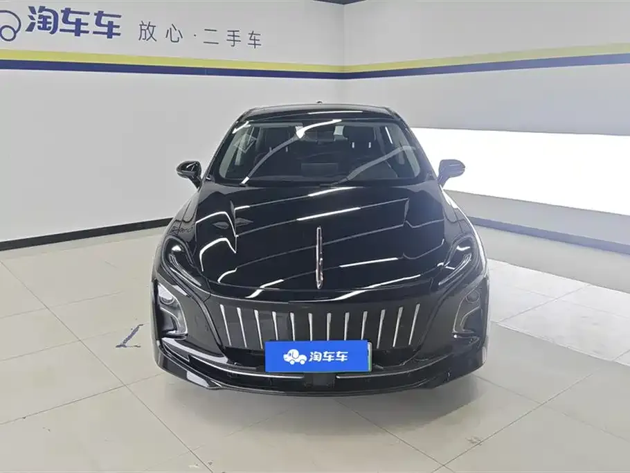Hongqi E-QM5 — фото 4