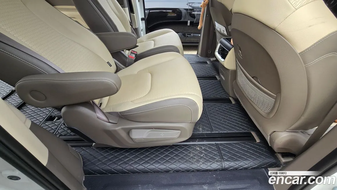 Kia Carnival — фото 2