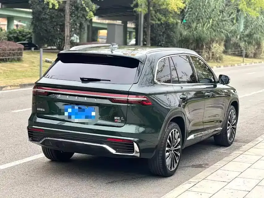 Geely Xingyue L — фото 8