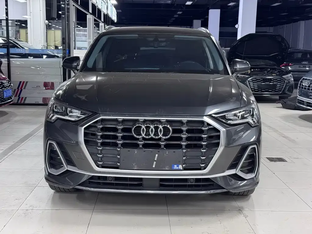Audi Q3 — фото 3