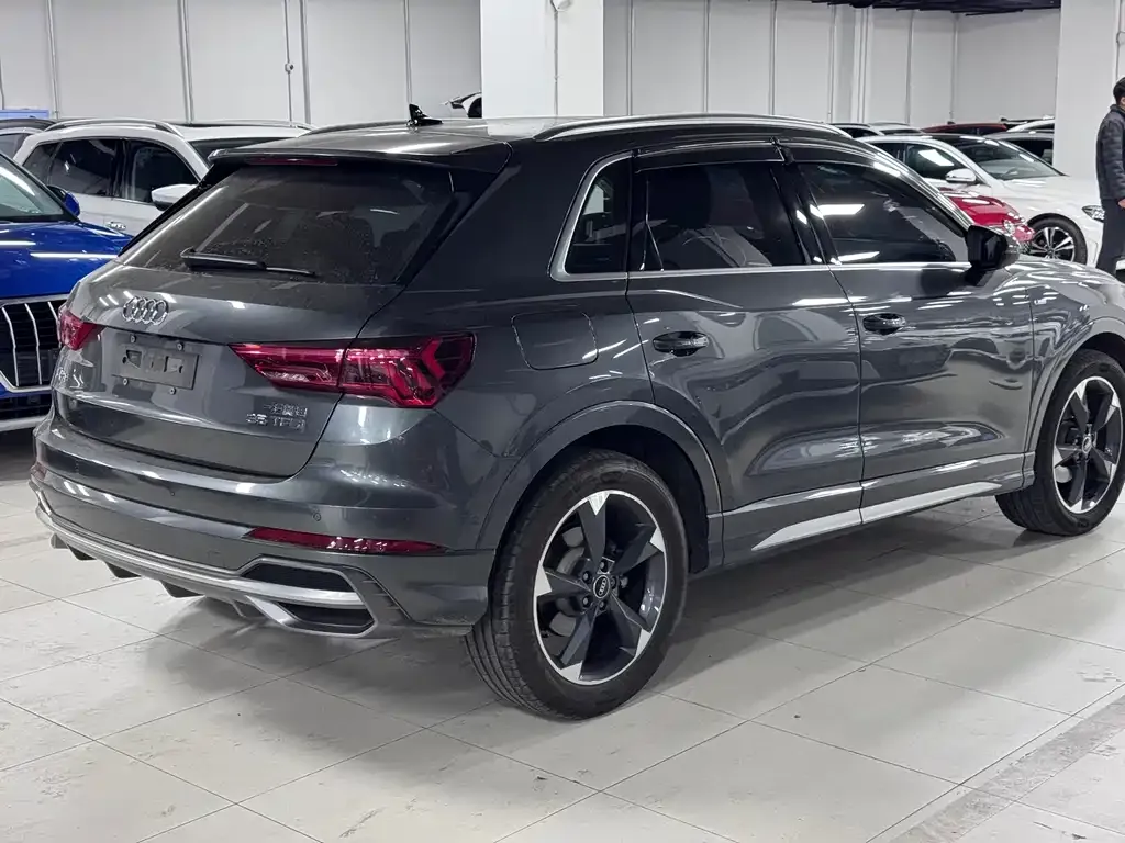 Audi Q3 — фото 2