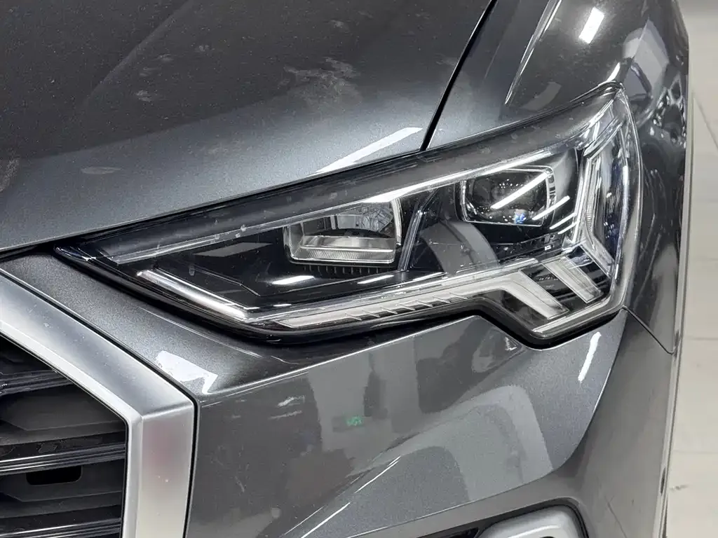 Audi Q3 — фото 4