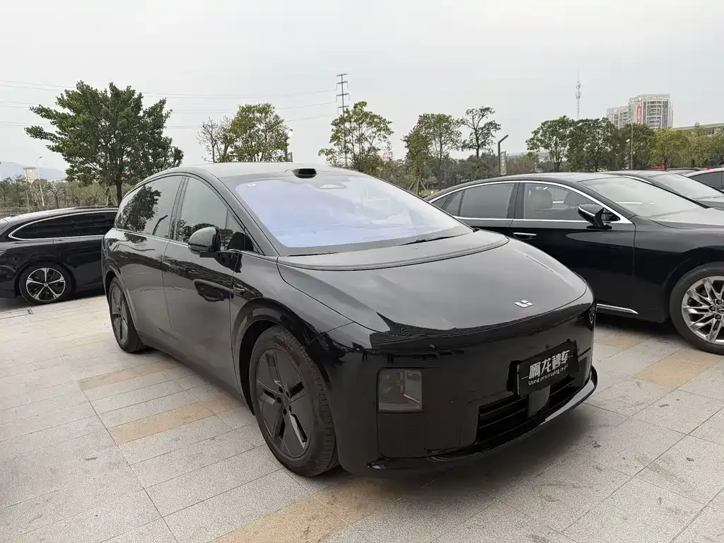 Li Auto i8 2025 из CN, фото 4