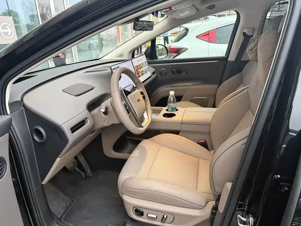 Li Auto i8 2025 из CN, фото 7