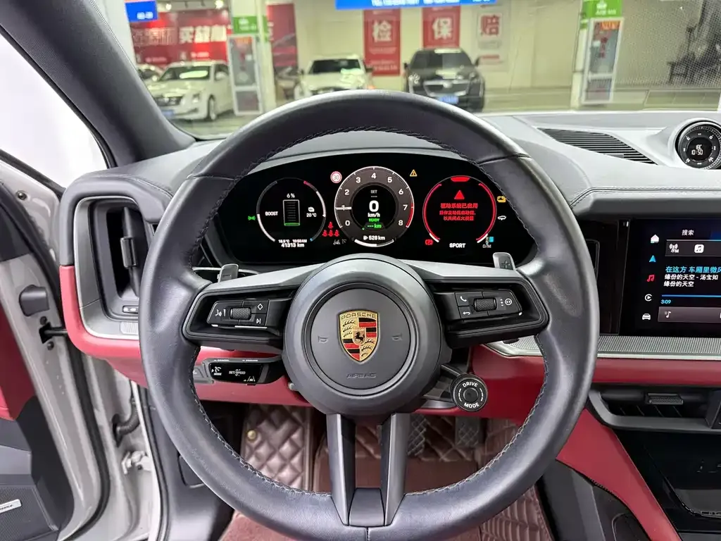 Porsche Cayenne Hybrid — фото 7