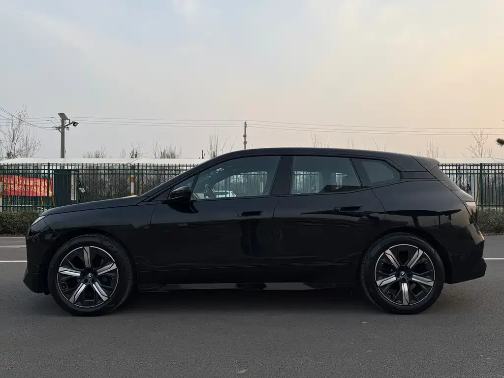 BMW iX 2023 из CN, фото 9