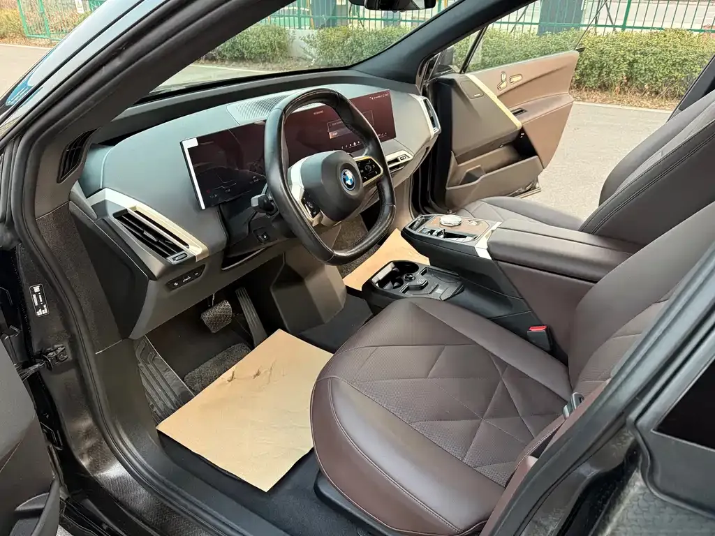 BMW iX 2023 из CN, фото 7