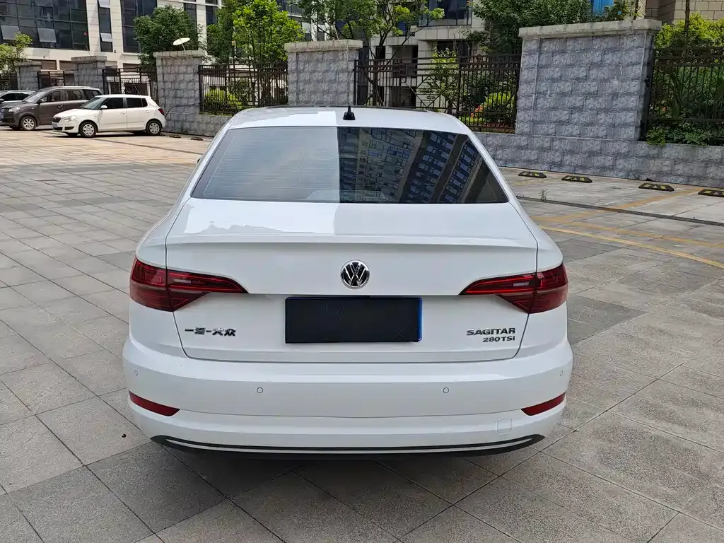 Volkswagen Sagitar 2021 из CN, фото 10