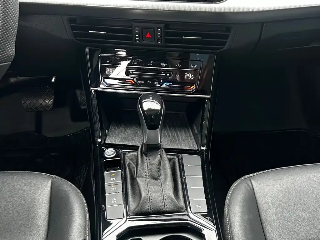 Volkswagen Passat — фото 2