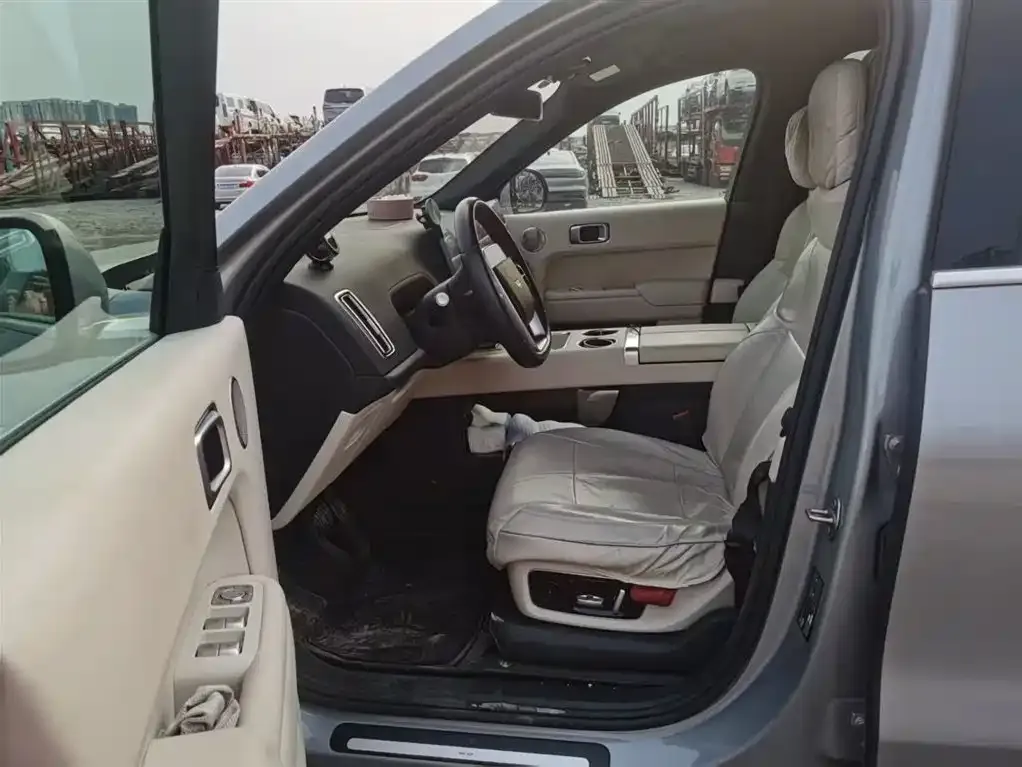 Li Auto L8 2024 из CN, фото 6