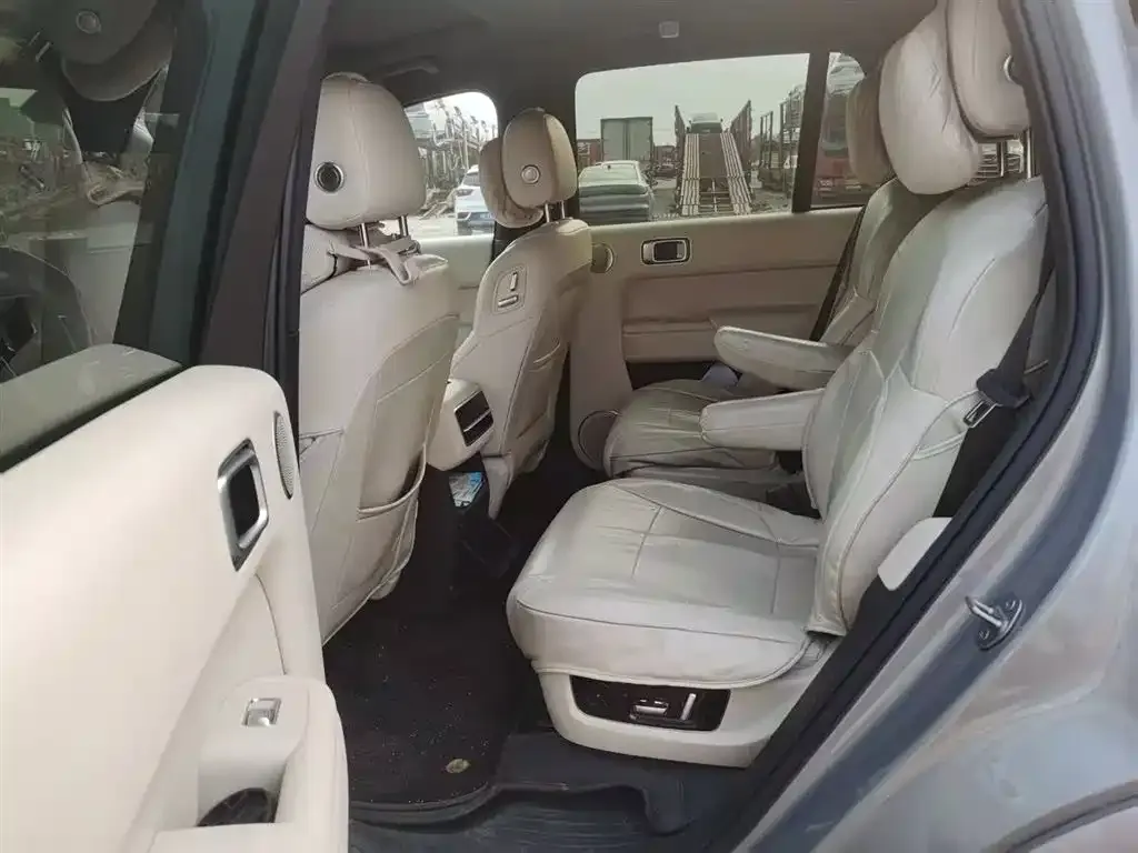 Li Auto L8 2024 из CN, фото 3