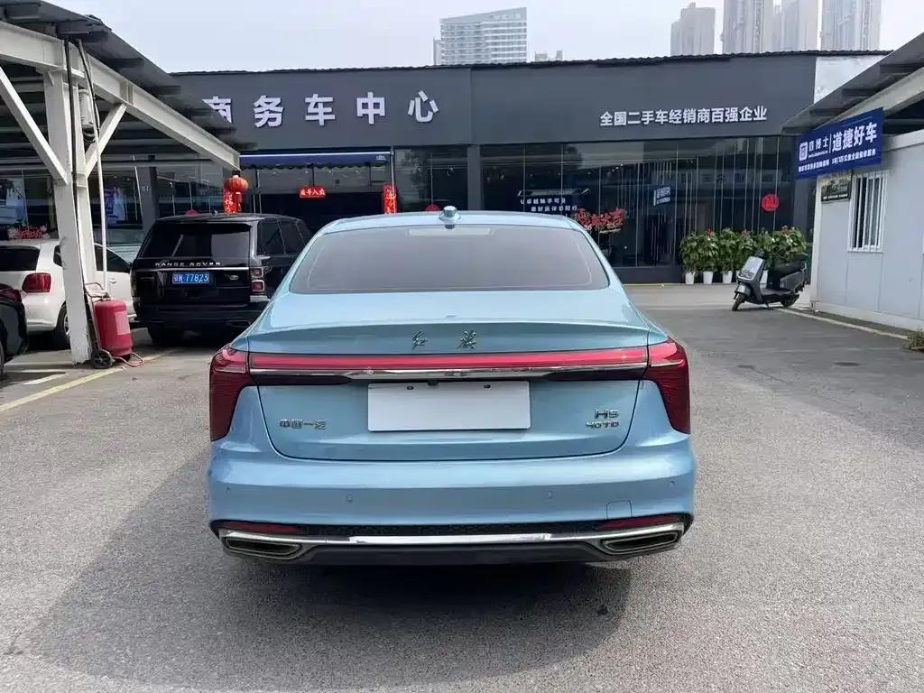 Hongqi H5 — фото 7