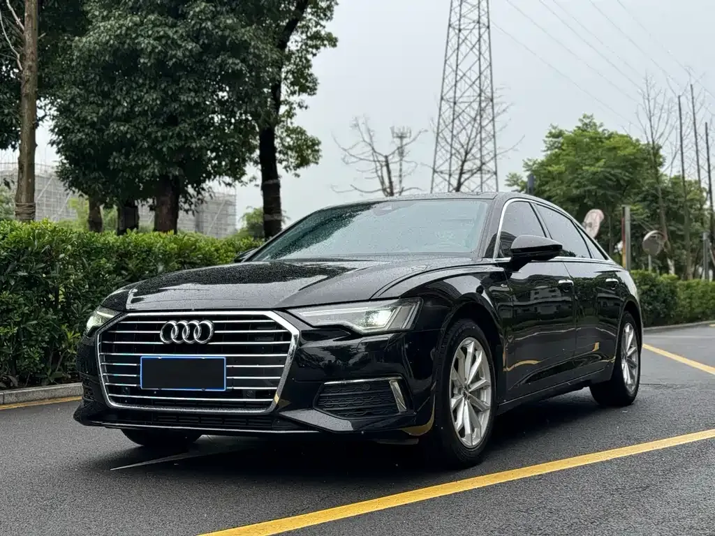 Audi A6L 2021 из CN, фото 1