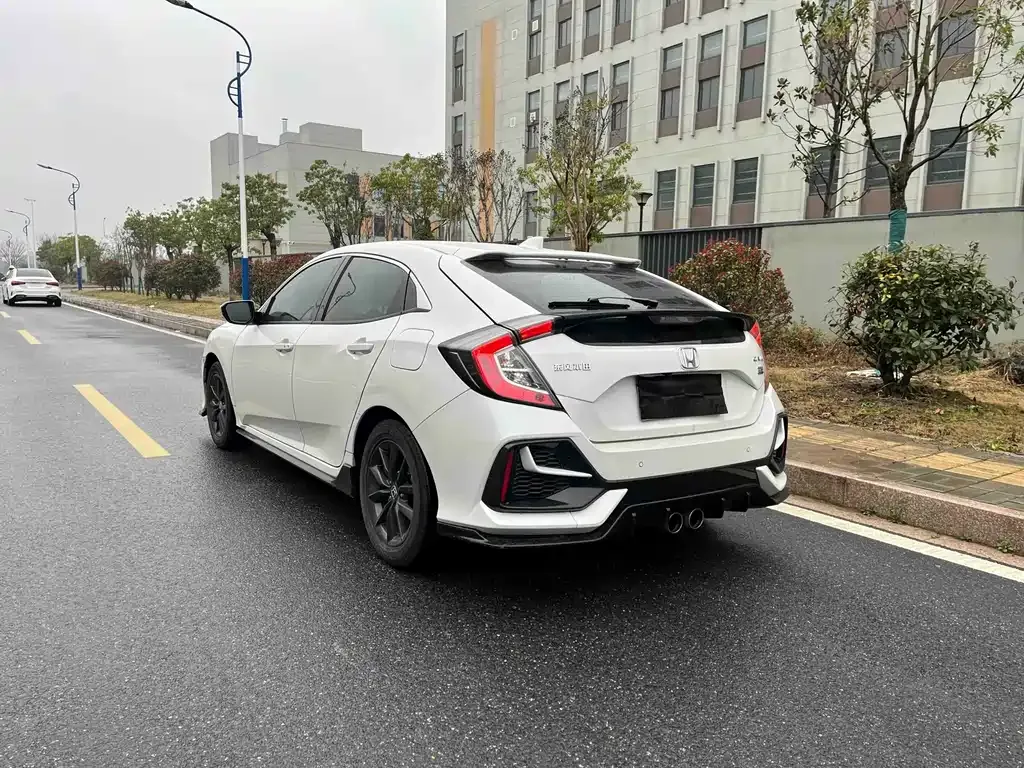 Honda Civic — фото 6