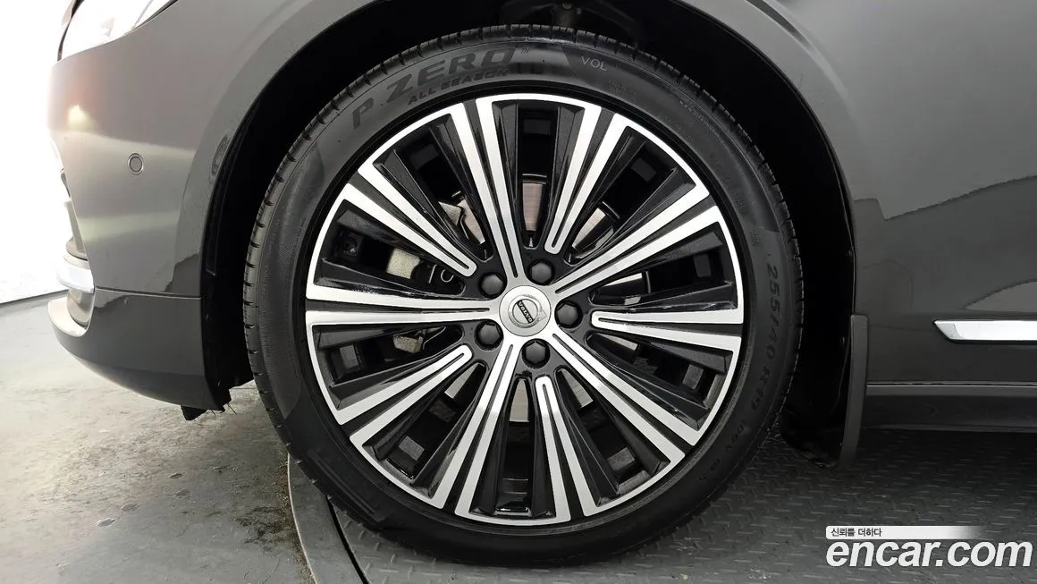 Volvo S90 2022 из KR, фото 3
