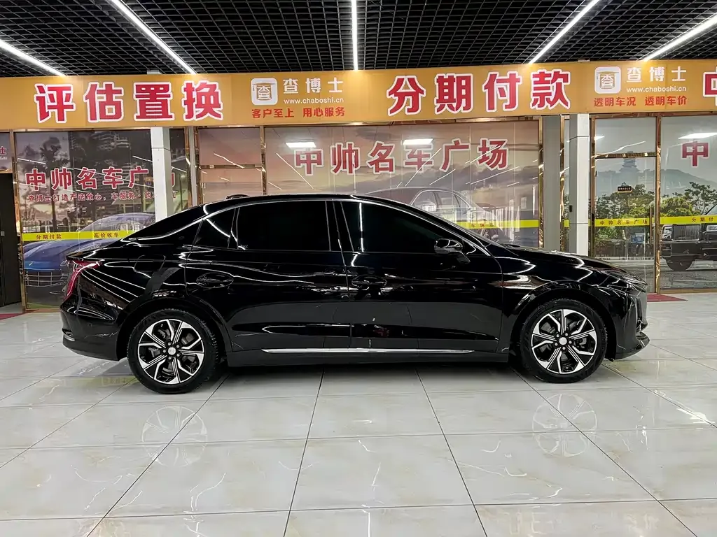 Hongqi E-QM5 2023 из CN, фото 10