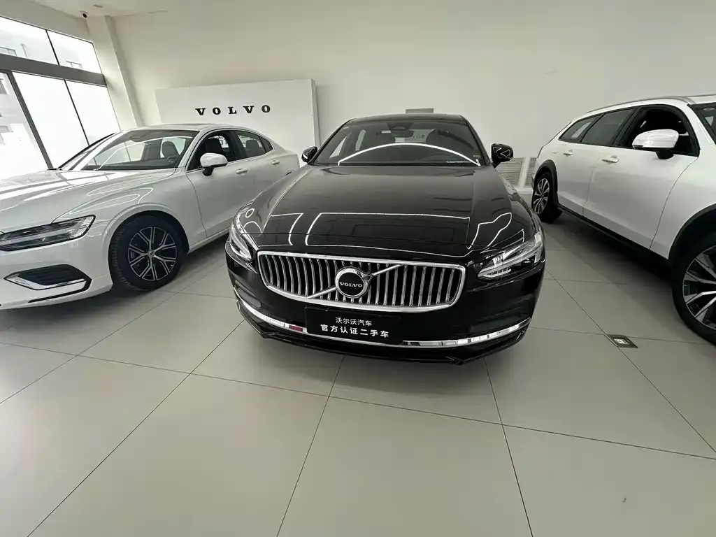 Volvo S90 2025 из CN, фото 5